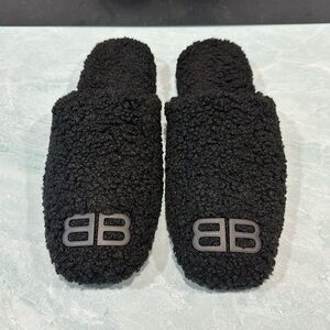 Balenciaga BB Shearling Slides Slippers